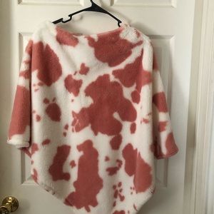 NWOT Pink and cream cow print shawl